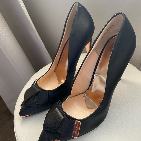 Jenn Ardor Shoes - Women’s Black Pointed Toe Bow Pumps High Heels Size 9.5